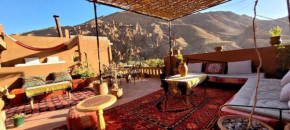 Tafsut dades guesthouse stay with locals